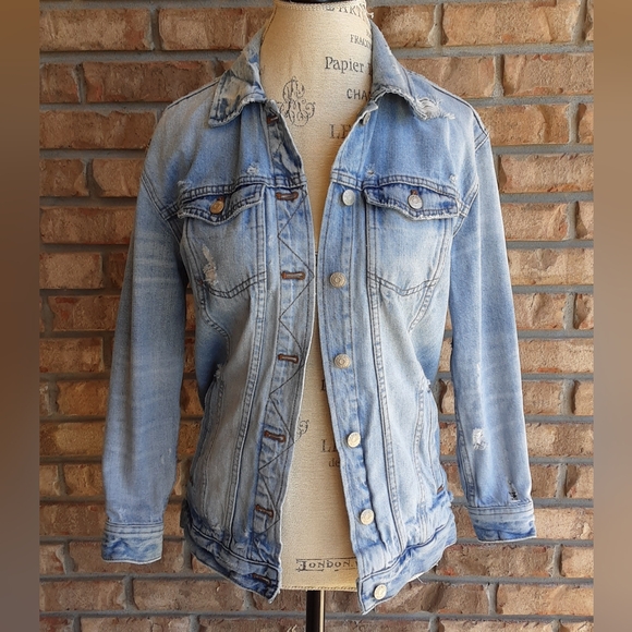 Madewell Jackets & Blazers - Madewell Classic Blue Distressed Denim Jacket
